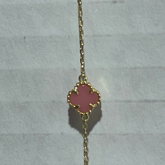 18 k Pink Clover Bracelet, size 7-7.5 . - Picture 11 of 14